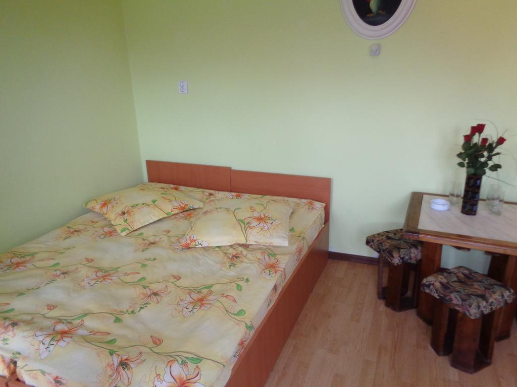 Gasthaus Enduro Bica Hotel Caransebeş Cameră foto